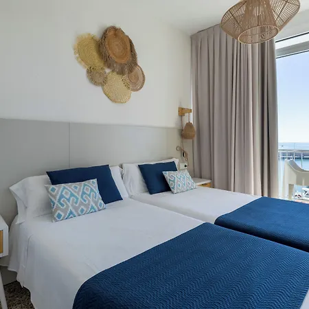 Ampolla Sol Hotel