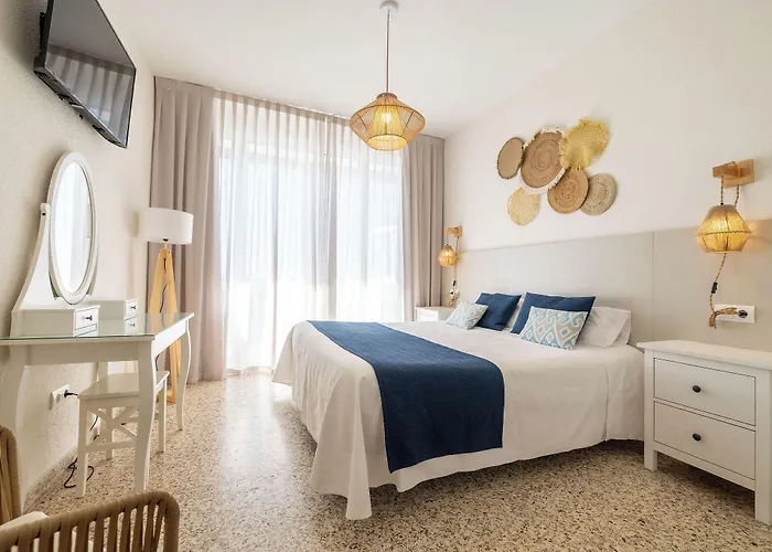 Hotel Ampolla Sol 2*
